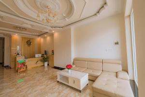 Posezení v ubytování Khanh Uyen 1 Hotel
