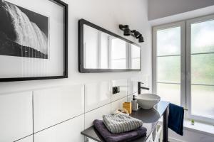Fotografie z fotogalerie ubytování Stylish studio in the heart of the city. ve Varšavě