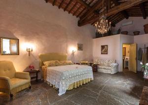 เตียงในห้องที่ Villa Il Paradisino