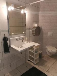 Kylpyhuone majoituspaikassa Hédoniste
