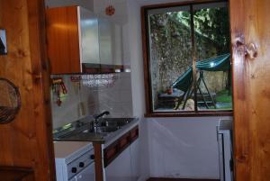 Virtuvė arba virtuvėlė apgyvendinimo įstaigoje Rustico Cecina - Rebomaholidays