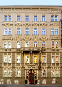Budova, v ktorej sa hotel nachádza