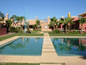 Bazén v ubytování Arona 2 - 5208 nebo v jeho okolí