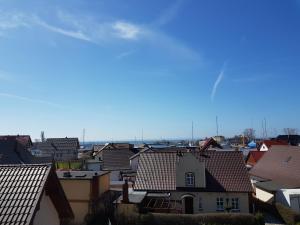Widok na morze z tego apartamentu