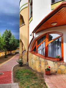 Budynek, w którym mieści się apartament
