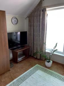 Gambar di galeri bagi Совиньон. Коттедж. Первая линия. di Odessa +17 gambar