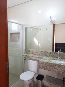 Bathroom sa Felipe Family Houses - Casas de temporada