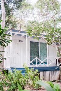 Κήπος έξω από το The C Samet Beach Resort SHA Plus