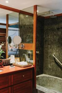 
A bathroom at Governor's Residence, A Belmond Hotel, Yangon
