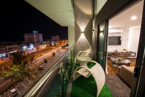 Balkón nebo terasa v ubytování Asiatic Hotel