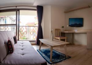 Sjónvarps- og/eða afþreyingartæki á ViaVia Boutique Hotel - Kathmandu