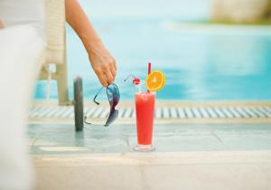 Напитки в Holiday Inn Dhaka City Centre by IHG