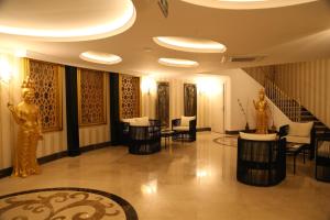 Posezení v ubytování J'adore Deluxe Hotel & Spa Ultra All Inclusive