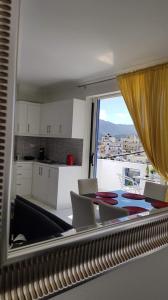 Nespecifikovaný výhled na hory nebo výhled na hory při pohledu z apartmánu + 6 fotografií