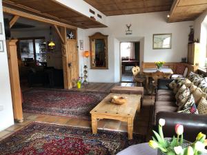 Posezení v ubytování Hotel Alpin