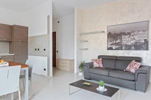 Galeriebild der Unterkunft Modern and new apartment in Brianza in Vimercate