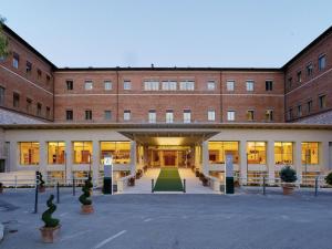 A fachada ou entrada em Domus Pacis Assisi