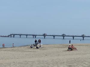 Fotografia z galérie ubytovania Apartament 37 Playa Baltis przy plaży v destinácii Międzyzdroje
