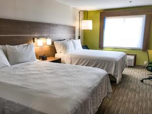 Postel nebo postele na pokoji v ubytování Holiday Inn Express & Suites Lubbock West by IHG