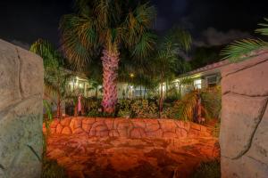 Zahrada ubytování Richard's Pet Friendly Motel