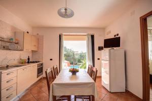 Kuchnia lub aneks kuchenny w obiekcie Residence Villa Andrea