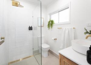 Koupelna v ubytování Loea Boutique Hotel