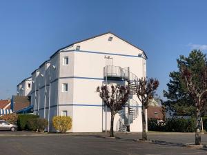 Gallery image of Europe Hôtel in Varennes Vauzelles