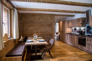 Kuchyňa alebo kuchynka v ubytovaní Fetz Luxury Appartements