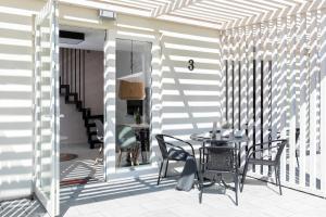 Balkón nebo terasa v ubytování Bianco House Apartments
