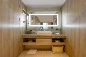 A bathroom at Atour Hotel Xi'an Gaoxin Branch
