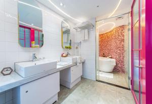 Ένα μπάνιο στο Norway Forest Travel hotel 1 Taichung