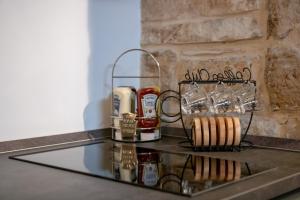 A kitchen or kitchenette at Suite 123 Luxury B&B Con Jacuzzi