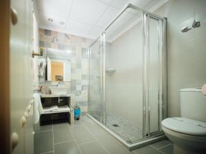 Un baño de Posada Peñarubia