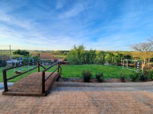 Zahrada ubytování Casas Rurales Alhambra - Lagunas de Ruidera