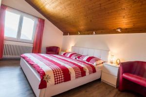 Postel nebo postele na pokoji v ubytování Chalet Ravenstein