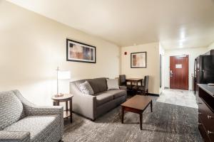 Istumisnurk majutusasutuses Cobblestone Hotel & Suites - Andrews