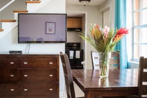 A kitchen or kitchenette at Riptide Oceanfront Hotel