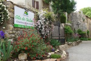 Zahrada ubytování Studio-gîte Chauvet III Le Prieuré d'Orniols