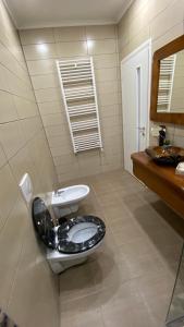 Ένα μπάνιο στο CentralHome Ap1 +4 φωτογραφίες