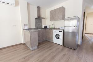 Apartamentos El Gallo, Marbella – Updated 2022 Prices