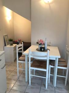 Küche/Küchenzeile in der Unterkunft Apartmenthaus"Kala"