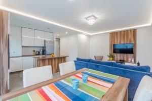 Kuchyňa alebo kuchynka v ubytovaní Loft Apartments