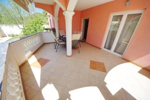 Afbeelding uit fotogalerij van Apartmani Emili in Sukošan