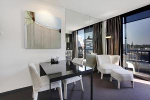 Corporate Living Accommodation Hawthorn的休息区