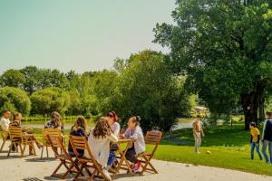 入住Domaine Mélusine - à 2km du Puy duFou France !的客人