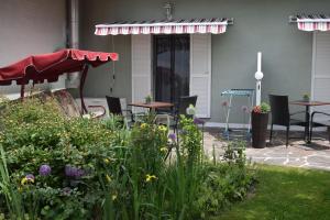Zahrada ubytování Gästehaus Sabina- Frühstückspension, Bed & Breakfest