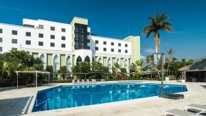 Bazén v ubytování Holiday Inn Tuxtla Gutierrez by IHG nebo v jeho okolí