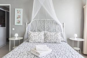 A bed or beds in a room at Nuevo Loft Vistas