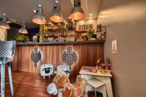 Nápoje v ubytovaní Gucio - pokoje z restauracją Szczyrk