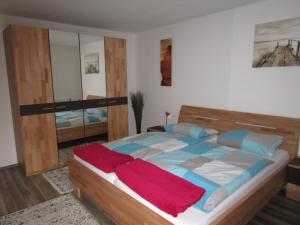 Posteľ alebo postele v izbe v ubytovaní Ferienwohnung Huber + 37 fotografií